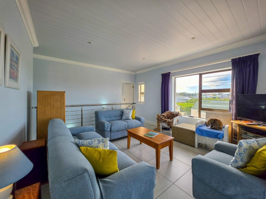3 Bedroom Property for Sale in Stilbaai Western Cape